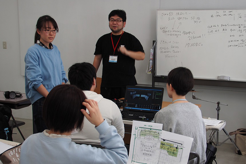 【劇場体験】小劇場を見に行こう